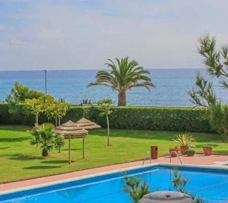 Frente Al Mar, Piscina, Playa Tranquila